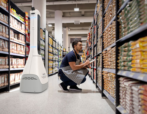 Working Side by Side with Store Teams